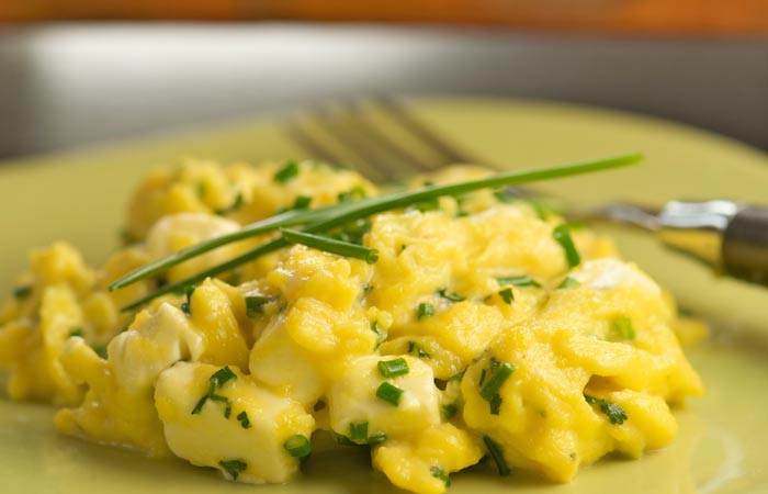 Cheesy-Scrambled-Eggs