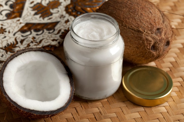 7 Amazing Ways To Use Coconut Oil Everyday