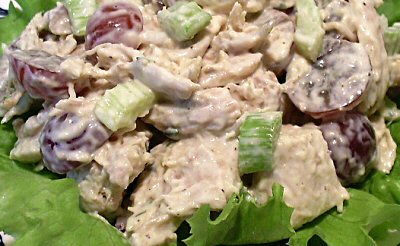 CHICKEN SALAD WITH GRAPES