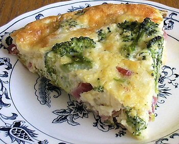 BROCCOLI QUICHE WITH HAM