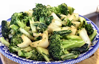 BOK CHOY WITH BROCCOLI