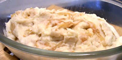 MASHED CAULIFLOWER WITH CARAMELIZED ONIONS