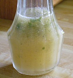 LAURIES SALAD DRESSING