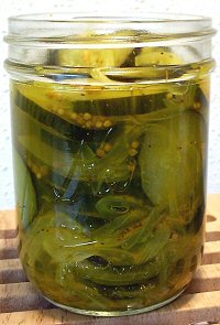 MICROWAVE BREAD AND BUTTER PICKLES