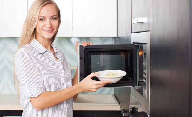 Avoid unhealthy microwave foods