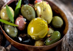 Olives: Nutrition and health benefits