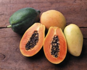 Papaya fruit health benefits, papaya recipes for healthy skin and hair