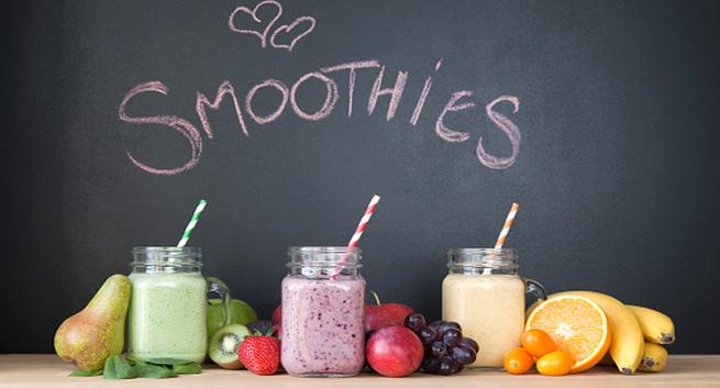 Here’s why you should NOT replace your meals with green juices and smoothies