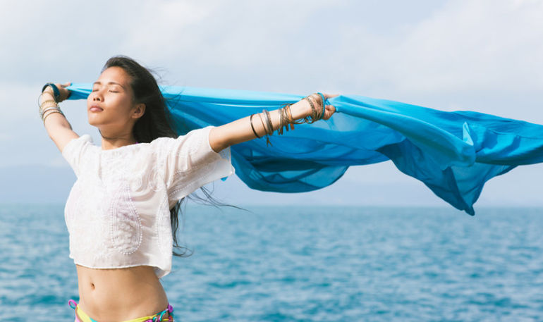 5 Steps To Making Peace With Your Body For Lasting Happiness